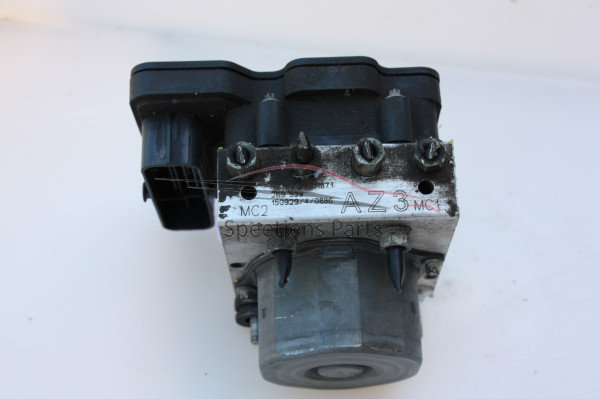 Corsa E ABS pomp AZ3 95518041 - 95522565 - 95518042