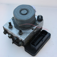 Corsa E ABS pomp AZ3 95518041 - 95522565 - 95518042