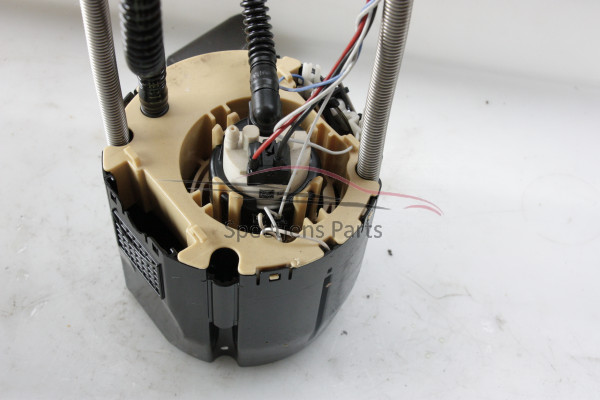 Astra A Brandstof pomp 13584127