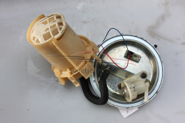 Corsa C Brandstof pomp 93171075