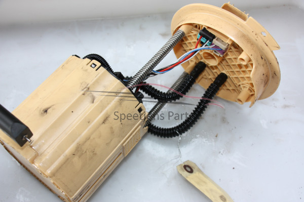 Astra J BREAK Brandstof pomp 13589229