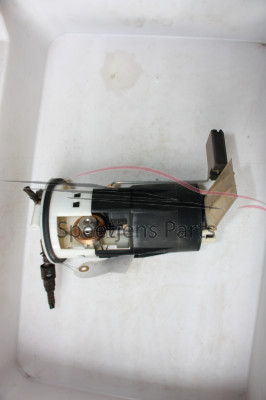 Agila A Brandstof pomp 93194168