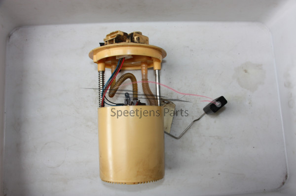 Corsa D Brandstof pomp 93189593-13327783