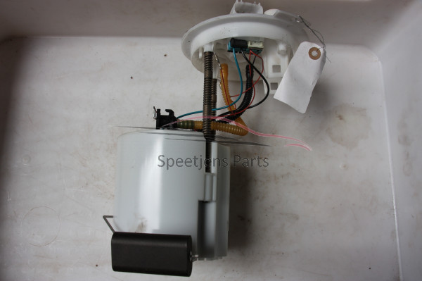 Astra J Brandstof pomp 13586312-13578736-13586322